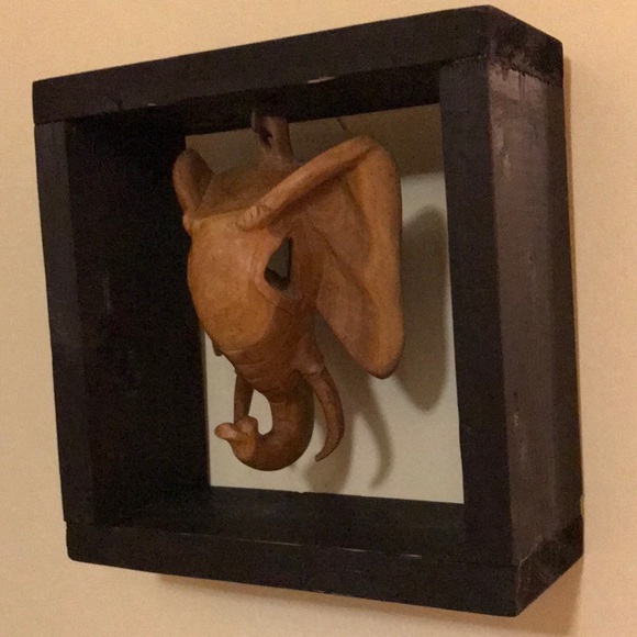 Vintage Wooden Elephant Mask Shadowbox Frame - Picture 8 of 9